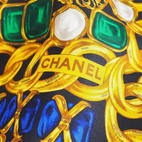 foulards chanel|foulard di seta firmati.